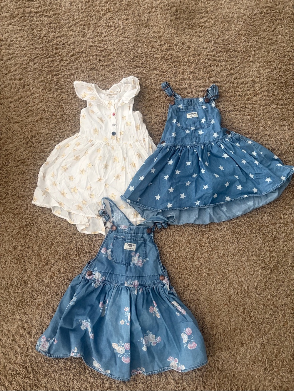 Girls lot of Oshkosh dresses, size 4T